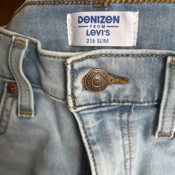 DENIZEN from Levi's Men's 216 Slim Fit Light Wash Denim Jeans. Size 32x32 - Picture 5 of 8